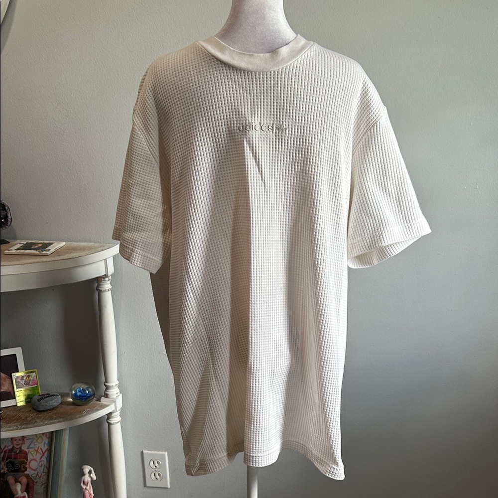 [adidas] White Textured Men's Tee - Size Large